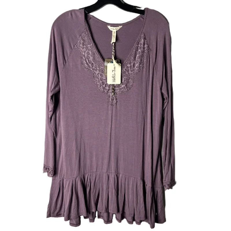 Top Long Sleeve By Matilda Jane In Purple, Size: M