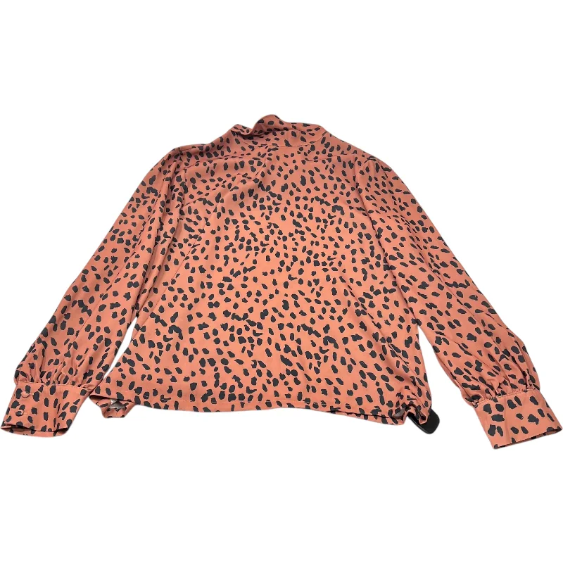 Top Long Sleeve By Clothes Mentor In Animal Print, Size: M