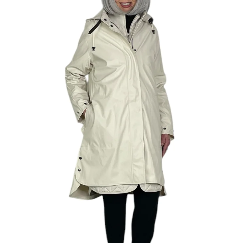 MATTE RAINCOAT