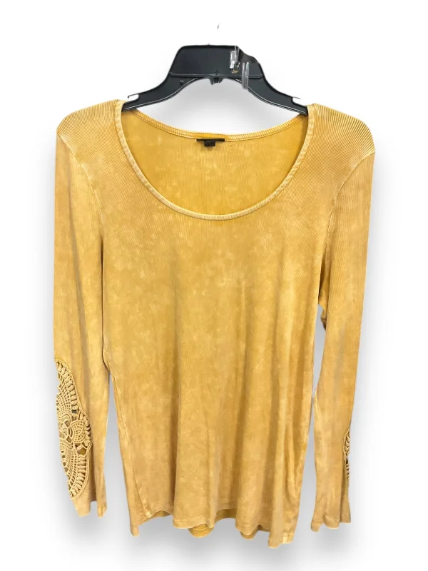 Top Long Sleeve By Torrid In Yellow, Size: 1x