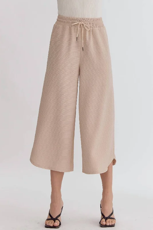 Cropped Drawstring Pant In Taupe